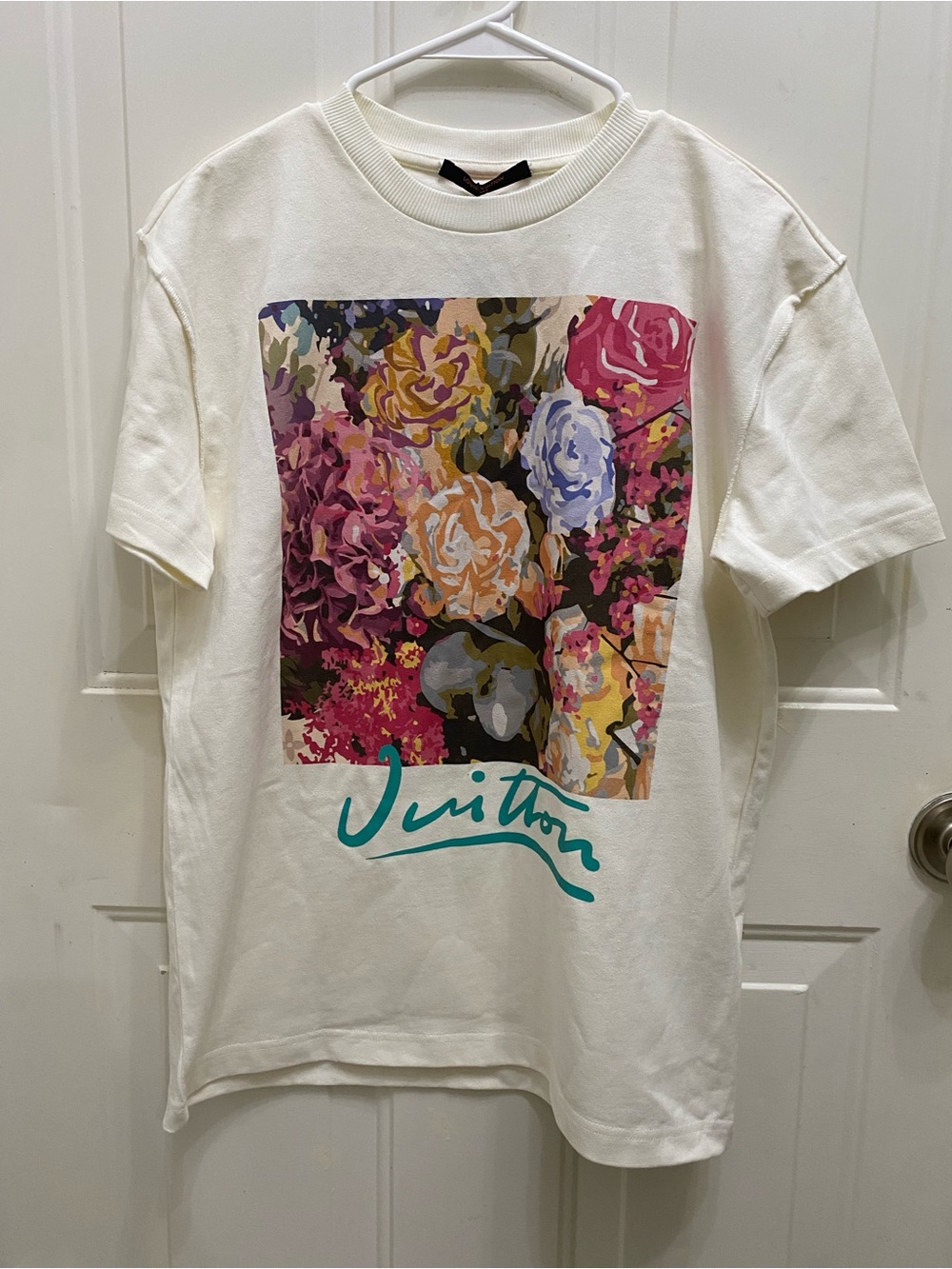 Louis Vuitton White T-Shirt with Multicolor Floral Print